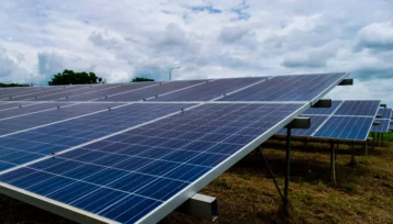 what is a solar microgrid